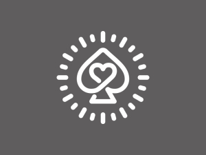 Logotipo De Corazón En Pala