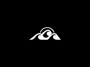 Logotipo De Montaña Blanca Fría