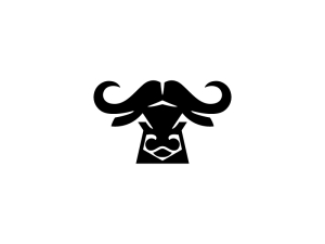 Logotipo de búfalo grande y atrevido