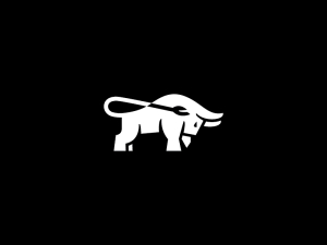 Logo de taureau blanc audacieux