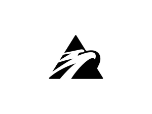 Logotipo Del águila Piramidal